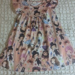 Size small 2T this is the greatest show dress